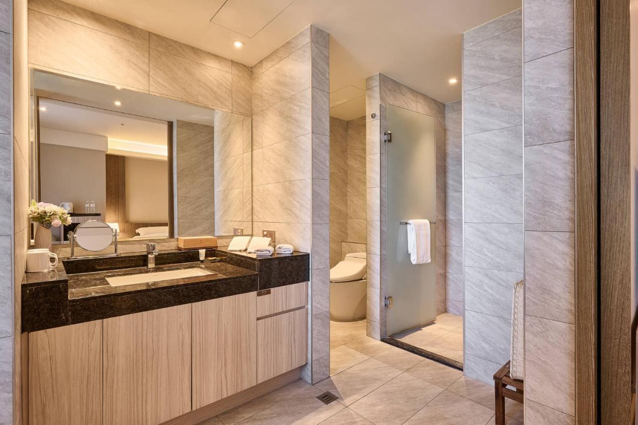 Cuncyue Hot Spring Resort Луодонг Екстериор снимка Bathroom